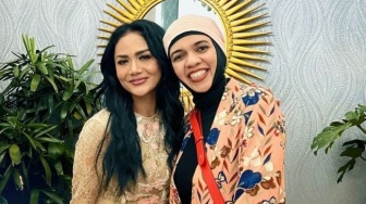 Beda dengan Geni Faruk, Begini Respons Kris Dayanti saat Cucu Mau Tiup Lilin Ulang Tahun