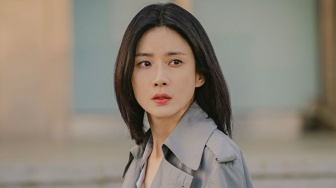 Kecantikannya Bakal Mencuri Perhatian, Intip 5 Pesona Lee Bo Young di Drama Hide