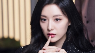 Kim Ji Won Ungkap Cara Turunkan Berat Badan untuk Drama 'Queen Of Tears'