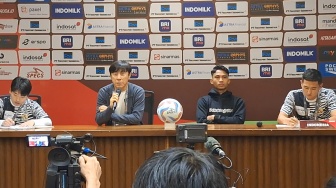 Simpati Shin Tae-yong untuk Philippe Troussier yang Dipecat Vietnam