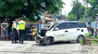 Kronologis KA Airlangga Tabrak Dua Mobil di Bulak Kapal: Alhamdulillah Tak Korban Jiwa