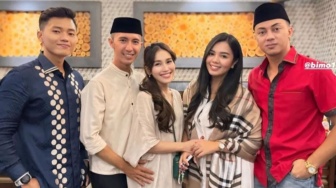 Ayu Ting Ting Digadang-gadang Bakal Jadi Mantu Kesayangan, Karena Pinter Cari Duit?