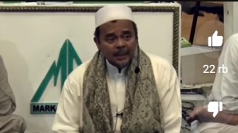 Sikap Habib Rizieq Ketika Berdakwah Soal Sholat Tuai Sorotan, Banyak Publik Kini Mendambakannya karena Hal Ini