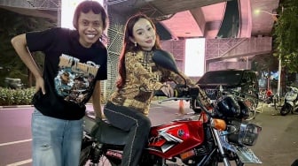 Dibeli Putri Permata buat Amal, Motor RX King Bang Baud Laku Terjual Rp300 Juta