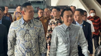 Perdana ke DPR Setelah Jabat Menteri ATR/BPN, AHY Dikawal Ibas