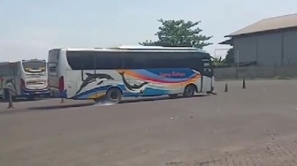 Sampai Keluar Asap! Ini Ujian Calon Sopir Bus Sugeng Rahayu, Pantas Raja Jalanan Surabaya-Jogja