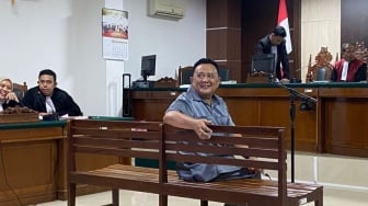 Pede Pamer Bagi-bagi Duit Gocapan saat Kampanye, Caleg Demokrat Didakwa Langgar Aturan Pemilu