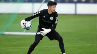 Resmi Menjadi WNI, Cyrus Margono Bisa Jadi Opsi Kiper di Timnas U-23?