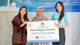OnDelivery Gandeng Ayobantu Salurkan Paket Kebahagiaan Ramadan untuk Para Lansia