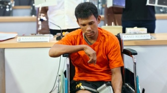 Tampang Lesu Pencuri Puluhan Ponsel di Pekanbaru usai Ditembak Polisi