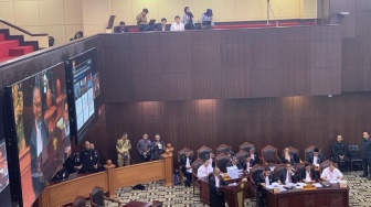 Beri Bukti Intervensi Bansos, BW: Suara Prabowo di Talaud Hanya 9,01% Pada 2019, Sekarang 75,39%