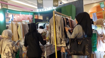 Bazar Baju Lebaran Serba Lokal Mulai Dari Rp100 Ribuan Cuma Ada di Sini, Yuk Borong!