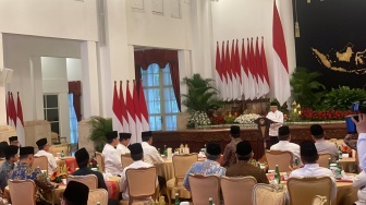 Jokowi Gelar Bukber di Istana, Prabowo Datang Paling Awal Sambut Jajaran Menteri