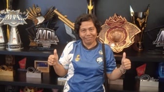 Emak-emak Juga Doyan Esports: Kisah Inspiratif Emak Evos di MPL Indonesia