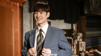 Penampilannya Bakal Curi Perhatian, Ini 5 Potret Lee Je Hoon di Chief Detective 1958