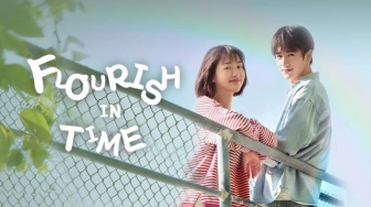 Review Drama China 'Flourish in Time': Romansa Sekolah dan Cinta Segitiga