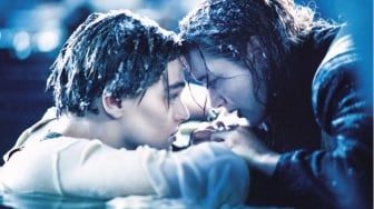 Papan Legendaris Jack dan Rose dari Film Titanic Dilelang Rp 11,4 Miliar