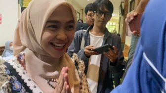 Ria Ricis Cosplay Jadi Hantu Usai Dituding Eksploitasi Anak: Iya Aku Sibuk Banget..