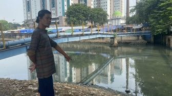 Cari Cacing buat Mancing Malah Dapat Peluru dan Granat Aktif, Warga Cengkareng: Mirip Senjata Film Rambo