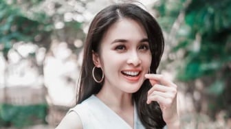 Masa Depan Rumah Tangga Sandra Dewi Diramal Hard Gumay, Netizen Singgung Watak Cegil