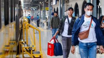 Hari Terakhir Cuti Bersama, 47 Ribu Penumpang Kereta Api Jarak Jauh Tiba di Jakarta