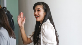 'Cinderella' Balik ke Setelan Pabrik? Penampilan Sandra Dewi ke Kejagung Tanpa Barang Branded Jadi Gunjingan