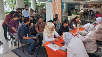 Kampanye Cara Cerdas Hidup Sehat dengan Lakukan Cek Kesehatan Gratis ke 27 Ribu Pelanggan