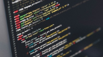 Tak Masalah Coding Diajarkan Sejak SD, Tapi Orang Tua Khawatir Biaya Sekolah Makin Mahal