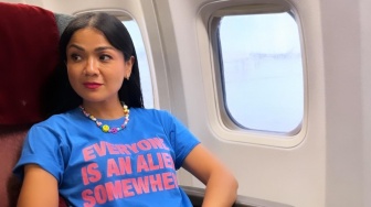 Diteriaki 'Siapa Anda di Republik Ini', Nirina Zubir Malah Ngajak Kenalan Lawyer Mafia Tanah