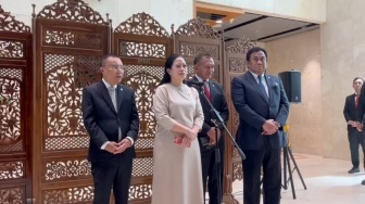 Ditanya Hak Angket Gagal Bergulir, Puan Maharani Cuma Geleng-geleng Kepala