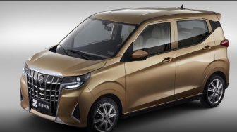 Mimpi Punya Toyota Alphard tapi Budget Terbatas? Mobil Ini Solusinya