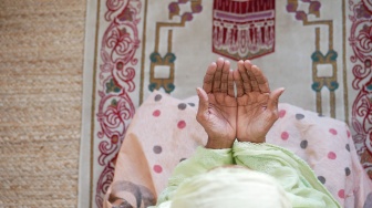 Jumat Terakhir Ramadhan, Sholat Kafarat Pengganti Salat 1000 Tahun dan Doanya