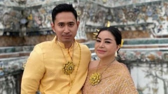 Sosok Edwin Bahari Pacar Brondong Anisa Bahar, Ternyata Anak Asuhnya Sendiri