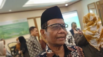 Mahfud MD Cecar Pimpinan UNAIR Soal Pencopotan Dekan FK: Mencurigakan!