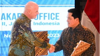 Pesan Menyentuh Presiden FIFA ke Suporter Timnas Indonesia