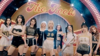 Esensi Lagu TWICE 'The Feels': Jatuh Cinta dan Kode Buat Doi