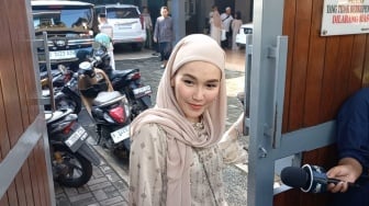 Dikritik Usai Kasih THR Rp20 Ribu ke Warga Depok, Intip Lagi Koleksi Barang Mewah Ayu Ting Ting