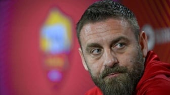 Perpanjang Kontrak, Daniele De Rossi Tetap Latih AS Roma Musim Depan