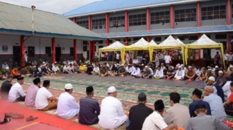 Tradisi Makan Bareng di Rutan Palu, Bangun Kebersamaan di Momen Idulfitri