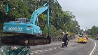 Pengerukan Sedimen Sungai Aliran Lahar Dingin Gunung Marapi Rampung, Jalur Padang-Bukittinggi di Tanah Datar Lancar