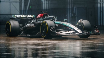 Mercedes Diminta Pertimbangkan Sainz atau Bearman untuk 2025, Cocok Enggak?