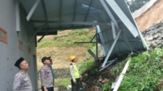 Hujan Deras Picu Longsor Dekat Gudang Bahan Peledak PT Antam, Akses Jalan Terputus