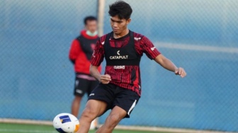 Baru Dicoret dari Timnas Indonesia U-23, Rifky Dwi Septiawan Langsung Main di BRI Liga 1