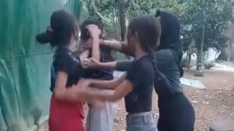 Viral Video Perundungan Remaja Putri di Bekasi Gegara Kue Pancong, Pelaku Terancam Hukuman Berat