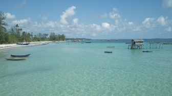 Pantai Trikora Bintan Diserbu Warga Batam di Lebaran Hari Kelima, Apa Daya Tariknya?