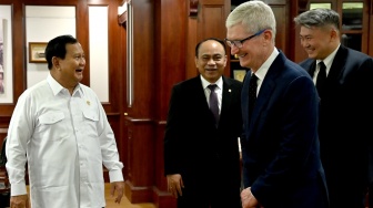 Usai Bahas Investasi Apple Bareng Jokowi di Istana, Tim Cook Lanjut Sambangi Prabowo