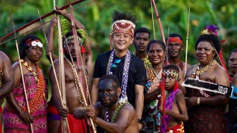 Bobon Santoso Keluhkan Tak Ada Listrik di Pedalaman Papua, Gibran Gercep Lakukan Hal Ini
