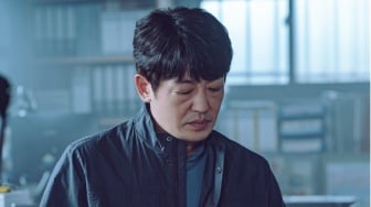 Jadi Detektif Veteran, Intip Karakter Heo Sung Tae dalam Drama 'Crash'