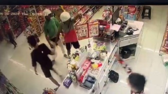 Anggota Satpol PP Mataram Aniaya Seseorang di Minimarket, Ternyata Salah Sasaran