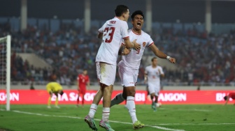 Tanpa Rafael Struick, Lebih Tinggi Mana 2 Striker Timnas Indonesia vs Bek Uzbekistan?